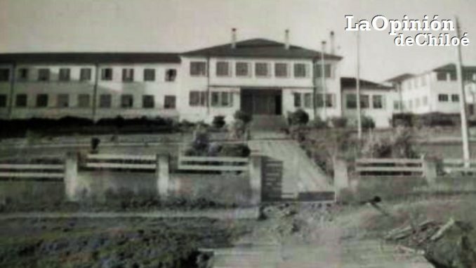 escuela normal ancud2