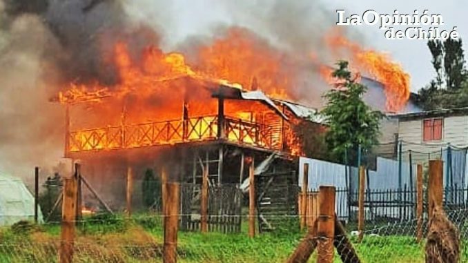 incendio quellón 16-4-2020-2